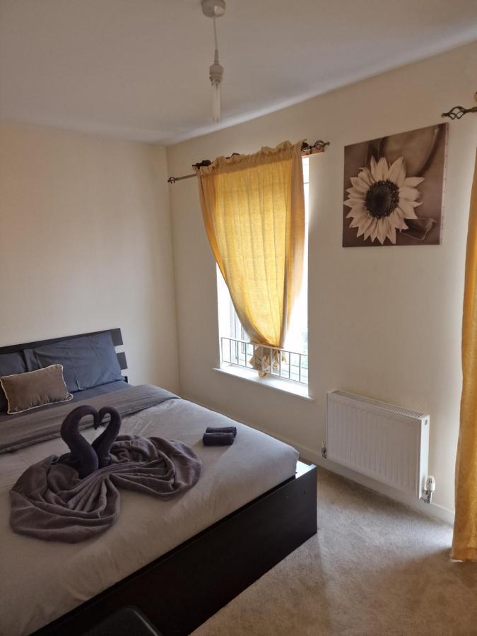 Ko 3 Bed House * Dartford